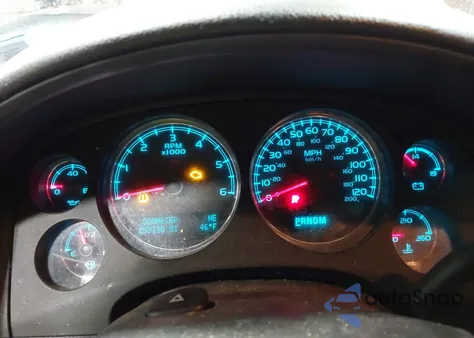 2013 GMC Yukon Xl 1500 Denali z USA, uszkodzony, nr VIN 1GKS2MEFXDR252707